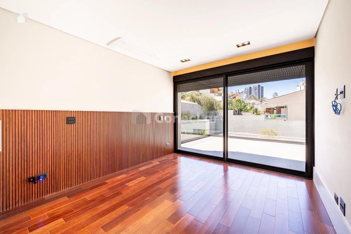 Mansão moderna à venda no Alphaville 01 com piscina e 4 suítes
