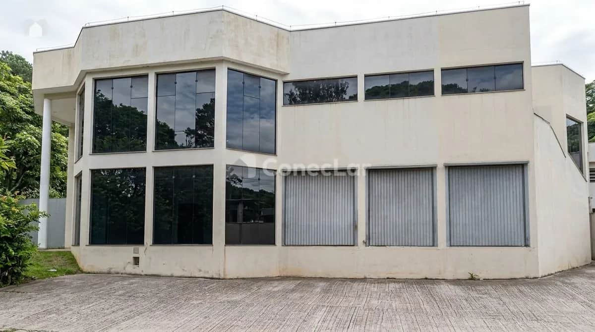 Galpão Comercial ou Industrial para Alugar com 600 m² em Cotia, SP – Excelente Localização