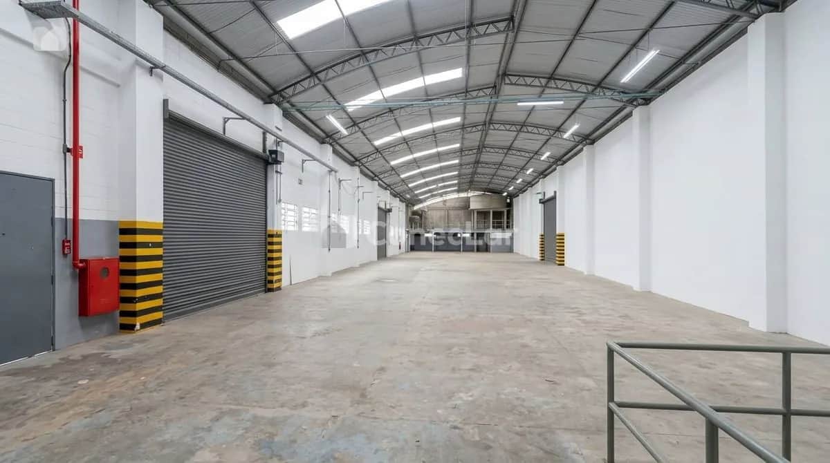 Galpão Comercial ou Industrial para Alugar com 2.000 m² em Barueri, SP – Infraestrutura Logística de Grande Porte