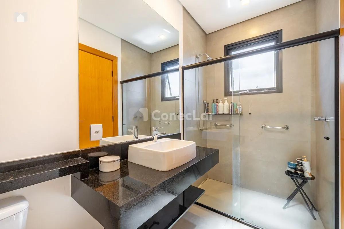 Casa à venda no Gênesis 01 com anexo e vista para a mata