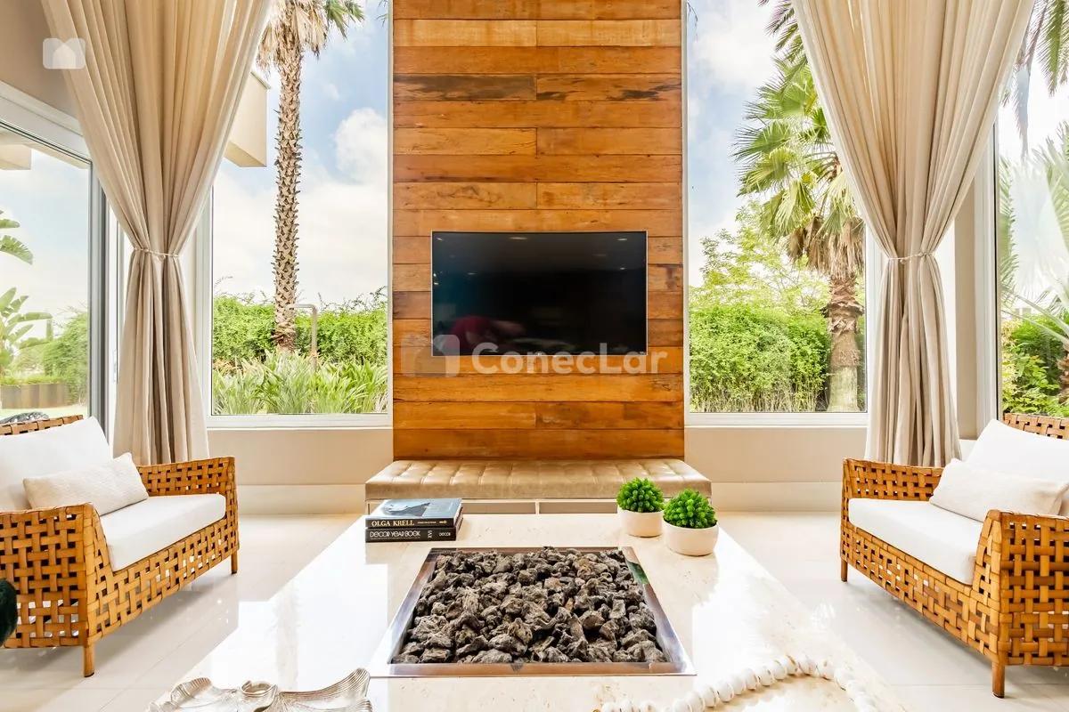 Casa porteira fechada à venda no Alphaville 9 com 4 suítes