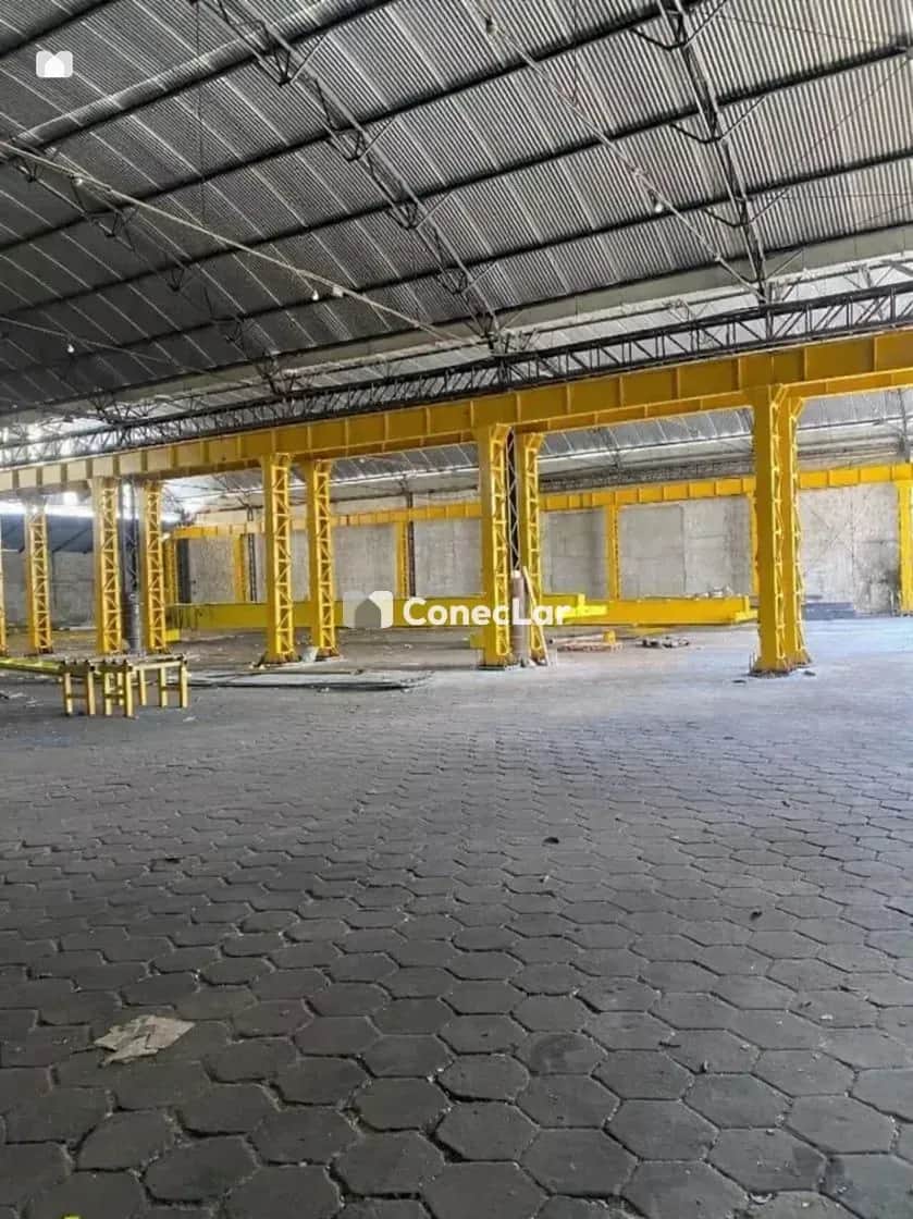 Galpão 2.900 m² Jd Piratininga Osasco com ponte rolante