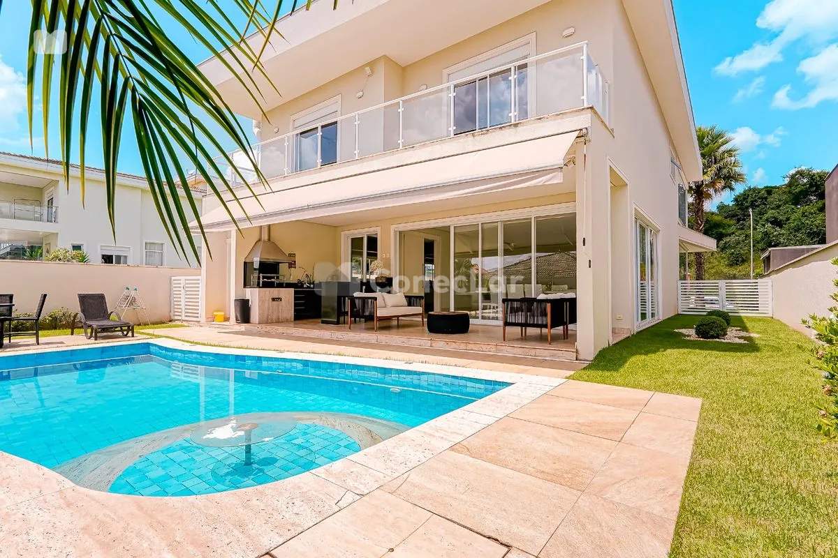 Casa mobiliada à venda no Burle Marx com 4 suítes e piscina